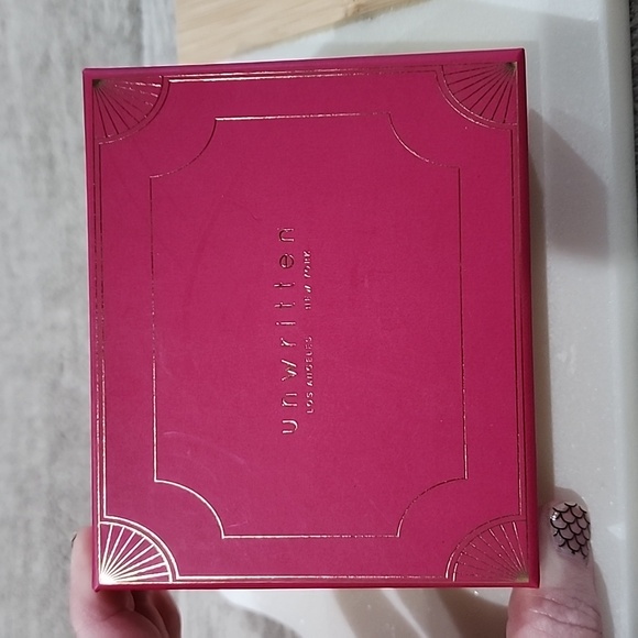 NIB Earring Set with multiple interchangeable color hanging charms by Unwritten - Picture 6 of 9